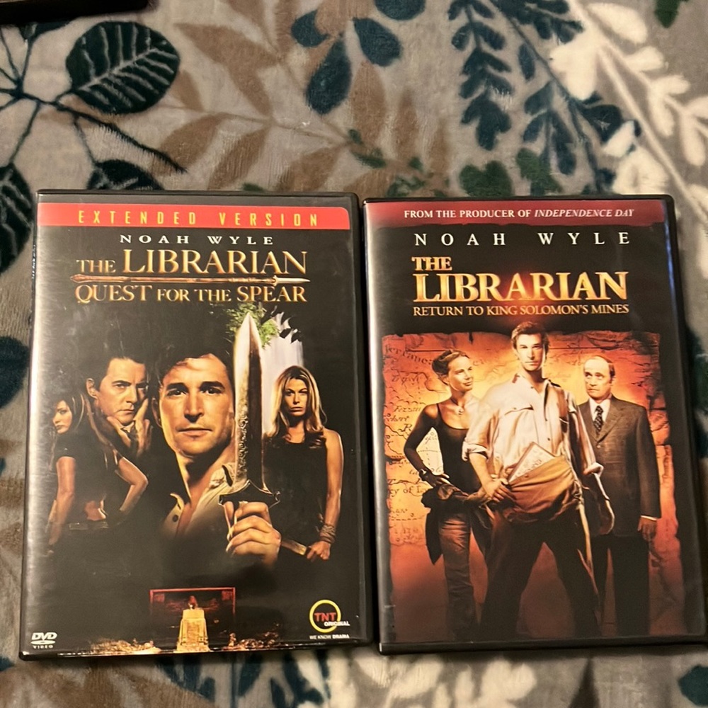 A lot 2 “The Librarian” DVDs: Return to King Solomon Mines”, Quest for the Spear